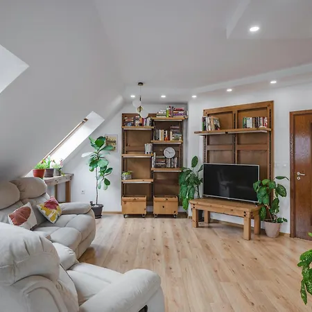 Charming & Cozy 2bd With Natural Light By Flat Mаnager Apartment Sofia