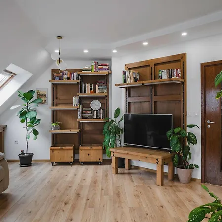 Charming & Cozy 2bd With Natural Light By Flat Mаnager * Sofia