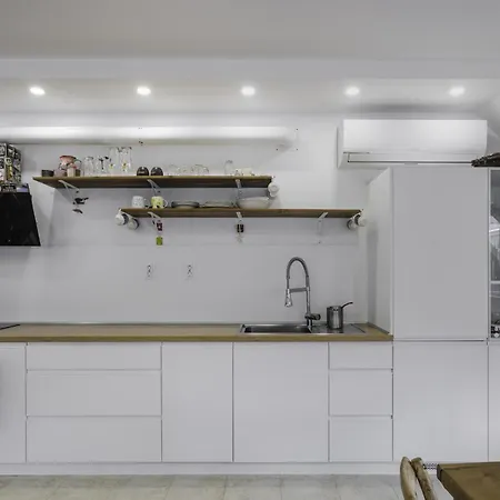 Charming & Cozy 2bd With Natural Light By Flat Mаnager Apartment